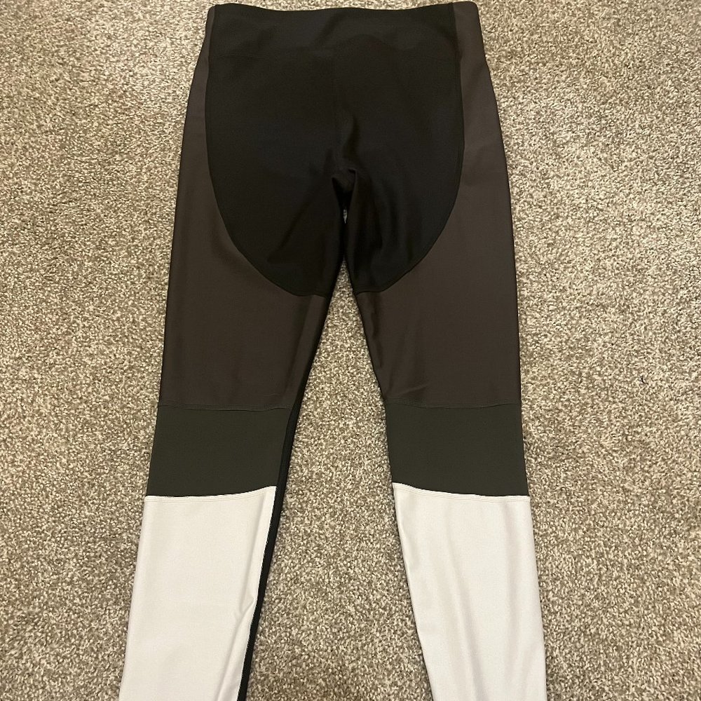 Under Armour Compression Heat Gear Full Length Leggings Womens size Large L LG